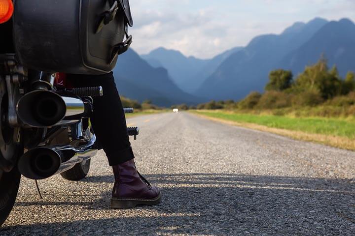 Motorcycles for women: rites of passage